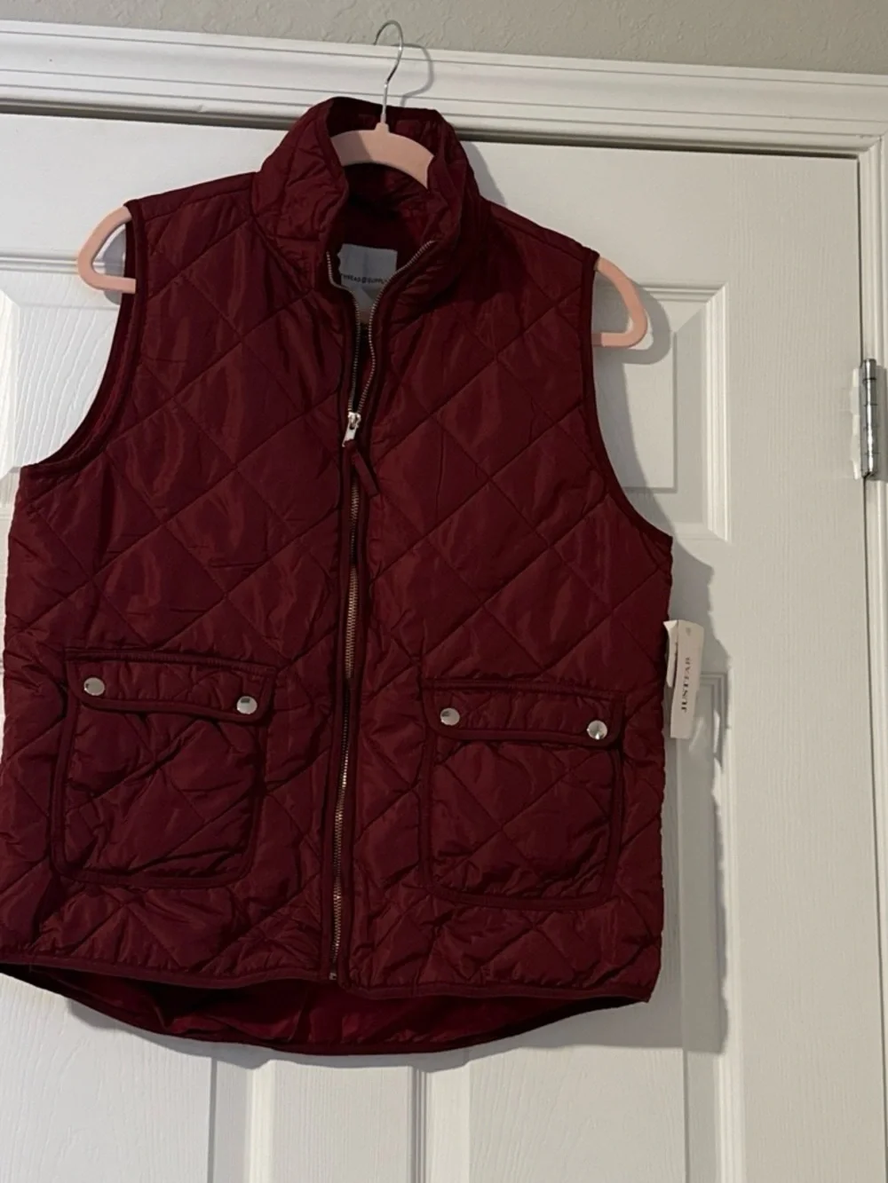NWT Thread & Supply Burgundy Quilted Vest – Women’s